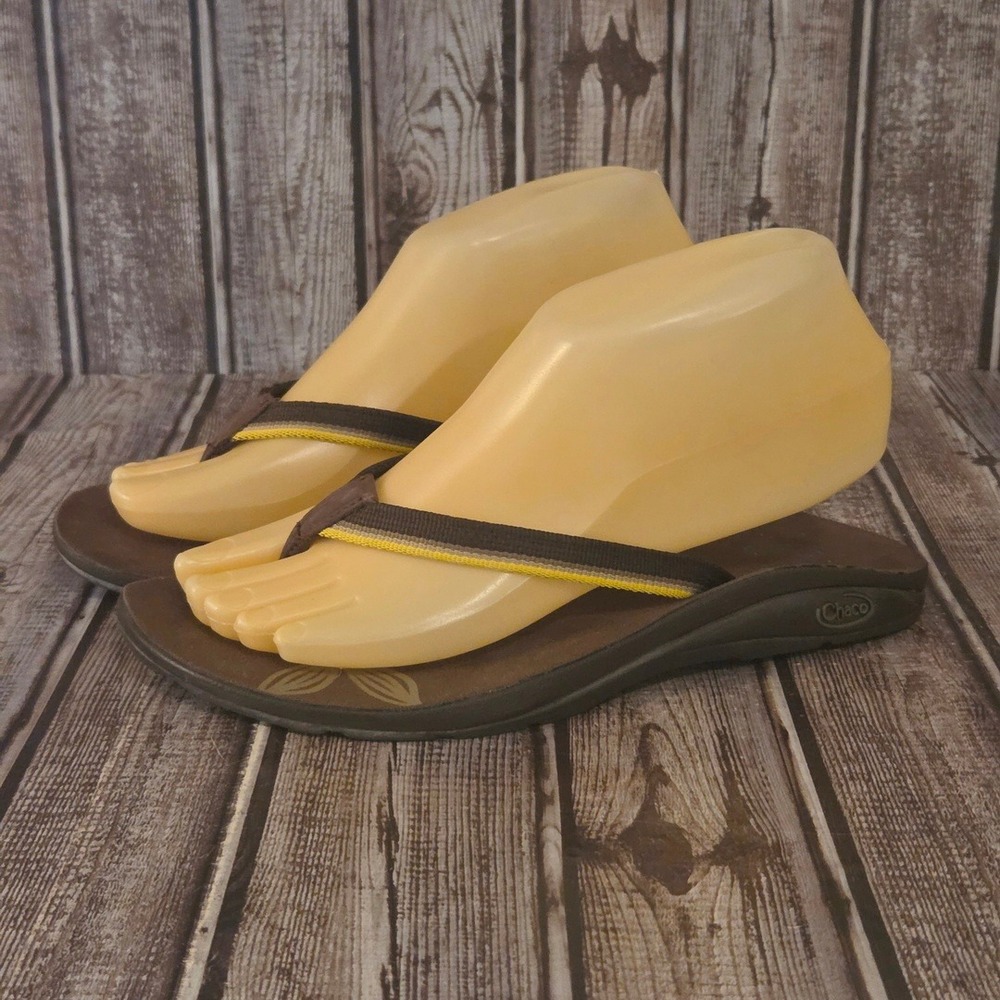 Sz 8 Womens Chaco Flip Flops Brown Yellow Striped Floral Thong Sandals Excellent